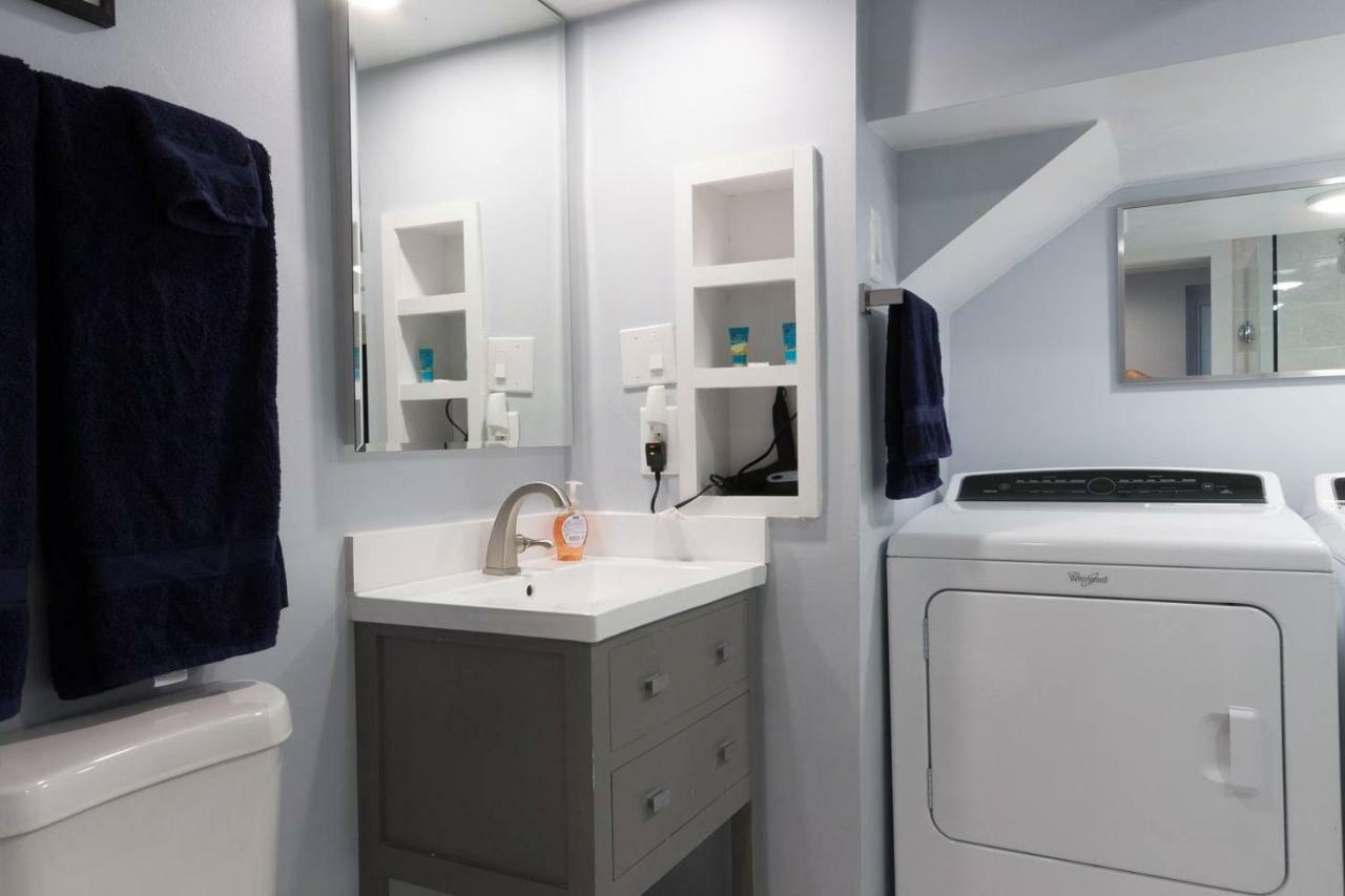 Luxury 2 Bedroom Apartment W/ Free Parking Вашингтон Екстер'єр фото